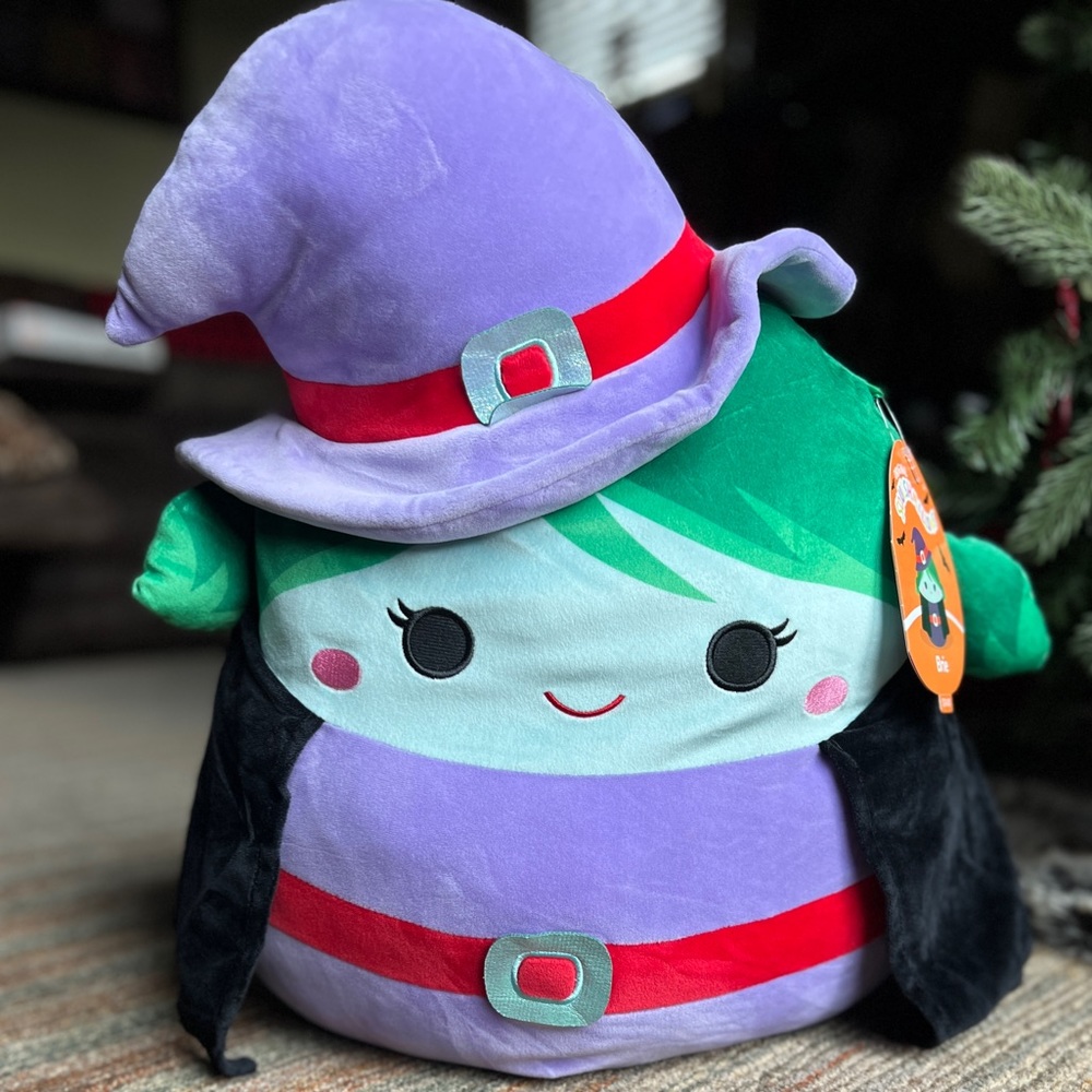 NWT Brie the Witch Halloweeen 16” Squishmallow
